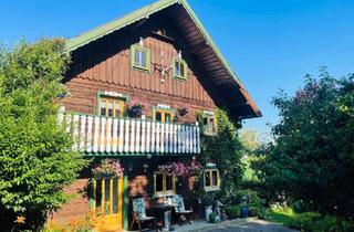 Bauernhaus kaufen in 94496 Ortenburg, Wunderschön saniertes altes Bauernhaus für Tier- und Gartenliebhaber
