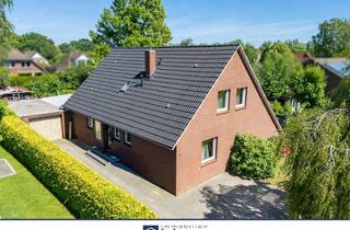 Einfamilienhaus kaufen in 26605 Aurich, Großzügiges Einfamilienhaus mit Pool in begehrter Lage von Haxtum
