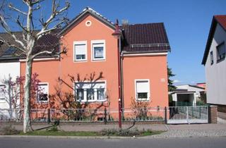 Einfamilienhaus kaufen in Bahnhofstrasse 15, 04910 Elsterwerda, Wohnen mit Charakter: Gepflegtes Einfamilienhaus in Elsterwerda