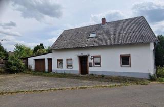 Haus kaufen in 53945 Blankenheim, Kleines, modernisierungsbedürftiges Haus mit Nebengebäude in Alendorf