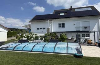 Haus kaufen in Stockäckerstraße 16, 78594 Gunningen, Großzügiges Haus mit Pool in Gunningen