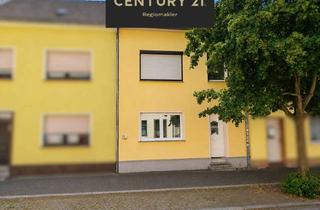 Haus kaufen in 06385 Aken, Zeitloses Reihenmittelhaus mit stilvoller Modernisierung