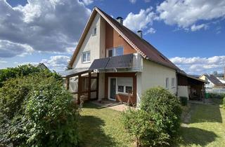 Haus kaufen in 93449 Waldmünchen, Schönes Wohnhaus mit Wintergarten und Doppelgarage in ruhiger Lage!