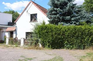 Haus kaufen in Wiesenweg, 06188 Landsberg, Mach was draus ...................