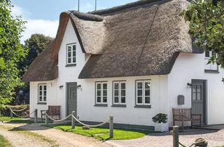Haus kaufen in 25946 Nebel, Einmalige Reetdachkate auf Amrum - Vergangenheit bewahrt. Zukunft gebaut.
