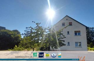 Haus kaufen in 90547 Stein, Solide vermietetes 3-Familienhaus mit Entwicklungspotenzial in unverbaubarer Lage von Stein b. Nbg.