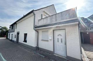 Einfamilienhaus kaufen in 50259 Pulheim, Unikat in Pulheim-City; Einfamilienhaus mit Einliegerwohnung in zentraler Wohnlage