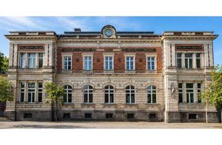 Gewerbeimmobilie kaufen in 01558 Großenhain, Historisches Geschäftshaus mit Nebengebäuden und großem Grundstück in Großenhain zu verkaufen