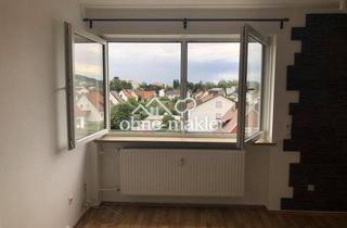 Wohnung kaufen in Eschenweg 25, 84032 Landshut, Vermietete, modernisierte 4,5-Zimmer-Wohnung mit Balkon und EBK in Landshut
