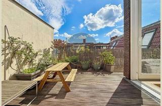 Wohnung kaufen in Prenzlauer Berg, 10437 Prenzlauer Berg, Für Sonnenanbeter und Lebemenschen: Lichtdurchflutete Dachgeschosswohnung mit Terrassen und Aufzug