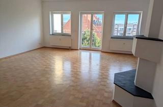Wohnung kaufen in 04103 Zentrum-Südost, Außergewöhnliche 6-Zimmer-Maisonette mit Kamin, Balkon & Dachterrasse im beliebten Seeburgviertel