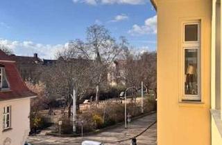 Wohnung kaufen in 06114 Giebichenstein, Leerstehende 2 Zi.whg. mit 2 Kaminen, Parkett, Flügeltüren in Top-Lage!