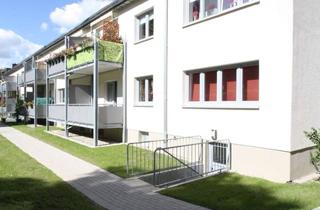 Wohnung mieten in Lütjenburger Str. 100, 24148 Wellingdorf, +++Tip Top 2-Zimmer Whg. mit Balkon in der Lütjenburger Str.+++