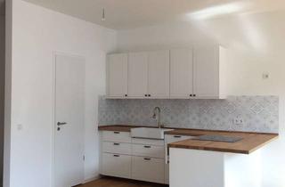 Wohnung mieten in Schulstraße, 12683 Biesdorf, Zuhause mit 2 Zimmern und Balkon in Berlin Biesdorf