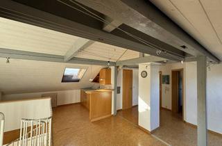 Wohnung mieten in Hermann Hesse Str, 72574 Bad Urach, Großzügiges Wohnerlebnis: Helle 4,5-Zimmer-Wohnung in Bad Urach