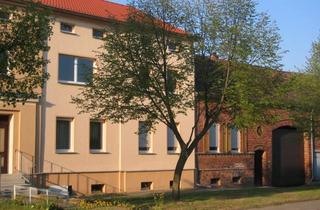 Wohnung mieten in Hauptstraße 10, 14913 Niedergörsdorf, Alltagstaugliche 2,5-Zimmer-Wohnung in Niedergörsdorf