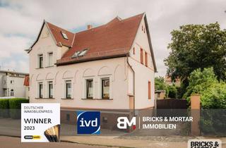 Einfamilienhaus kaufen in 06118 Halle, Großzügiges Einfamilienhaus - ideal für Familien oder Mehrgenerationenwohnen