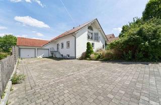 Haus kaufen in 84160 Frontenhausen, Repräsentatives Zweifamilienhaus mit großzügigem Grundstück und flexiblen Nutzungsmöglichkeiten
