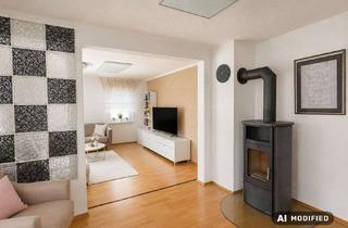 Mehrfamilienhaus kaufen in 74366 Kirchheim, Großzügiges Mehrfamilienhaus in Kirchheim-Zentrum