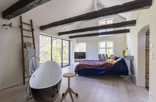 Haus kaufen in 14476 Marquardt, Historische Schule neu gedacht – außergewöhnliches Wohnen mit architektonischer Tiefe