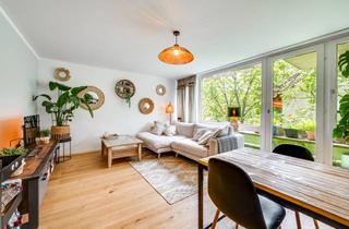 Wohnung kaufen in 82049 Pullach, AIGNER - Sanierte 3-Zimmer-Wohnung mit zwei Balkonen in Pullach