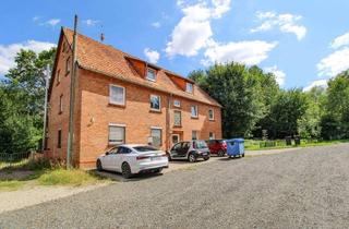 Wohnung kaufen in 31089 Duingen, Wohnen im Grünen: Dachgeschosswhg. mit Stellplatz & Garten