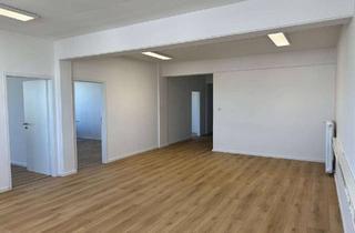 Büro zu mieten in Moselstraße 18, 41464 Neuss, Modernisierte Bürofläche in gepflegtem Bürogebäude in Neuss