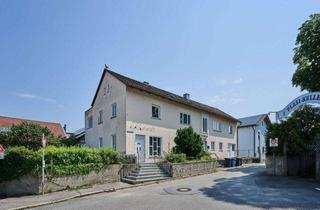 Mehrfamilienhaus kaufen in 94333 Geiselhöring, Handwerker-Traum: Erwecken Sie dieses 314 m² Juwel im Herzen von Geiselhöring zu neuem Leben
