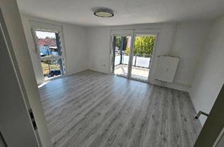 Wohnung kaufen in 78224 Singen, Singen (Hohentwiel) - 3-Zimmer Wohnung mit Stellplatz+Keller in Singen