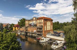 Loft kaufen in 14776 Dom, Waterfront Design-Loft mit Bootsliegeplatz im historischen Speicher