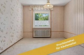 Wohnung kaufen in 32756 Detmold, Provisionsfrei: 3-Zimmer-Wohnung mit Balkon und viel Potenzial