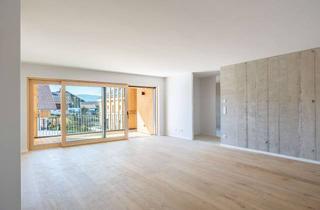 Wohnung kaufen in Warngauerstraße 6a, 83666 Waakirchen, Bezugsfertig: Alpenblick inklusive – Großzügige 3-Zimmer Wohnung mit umlaufenden Balkon | KfW40