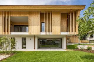 Wohnung kaufen in Warngauerstraße 6b, 83666 Waakirchen, Bezugsfertig: Hausgefühl trifft Wohnkomfort – 3-Zimmer Gartenwohnung mit eigenem Eingang & Carport