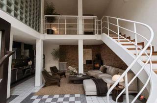 Wohnung kaufen in Richard-Wagner-Straße 19, 10585 Charlottenburg, Maisonette-Atelier mit Terrasse / Denkmalschutz / voll unterkellert