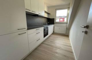 Wohnung kaufen in Gymnasiumstraße 121, 75175 Oststadt, Provisionsfrei: Großzügige & frisch renovierte 3-Zimmer-Wohnung in Pforzheim