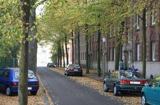 Wohnung mieten in Moritzstr. 22, 47803 Kempener Feld/Baakeshof, +++ ALTBAU, 4-ZIMMER ZUR KREATIVEN GESTALTUNG +++
