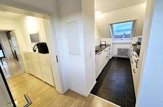 Wohnung mieten in Karolingerstr. 47, 70736 Fellbach, Hochwertige 2-Zi.-DG-Wohnung in Fellbach-Schmiden | Südloggia, Aufzug & TG