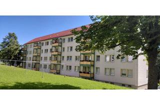 Wohnung mieten in 09366 Stollberg, Ruhige Lage - 3 Raum Wohnung mit Balkon