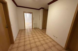 Wohnung mieten in Hauptstraße 27a, 53474 Bad Neuenahr-Ahrweiler, Lebendiger Wohnraum: 3-Zimmer-Erdgeschosswohnung in Bad Neuenahr-Ahrweiler