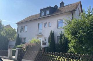 Wohnung mieten in Wölbattendorfer Weg 51, 95030 Innenstadt, Wunderschöne Erdgeschoß-Wohnung mit 3 Zimmern und Balkon mit Garten in sehr guter Lage in Hof