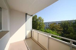 Wohnung mieten in Novalisstraße 21, 06295 Lutherstadt Eisleben, Moderne 3-Raumwohnung mit Balkon und Aufzug