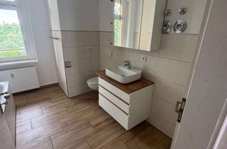 Wohnung mieten in Ludwigstraße 51, 06110 Halle, Toll sanierter Altbau ! Einbauküche mit Geschirrspüler. Bad mit Möbeln, Dusche, Badwanne, Laminat