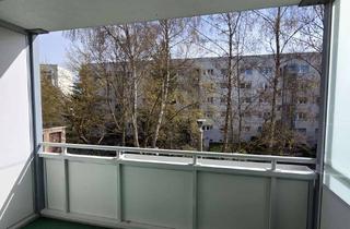 Wohnung mieten in Novalisstraße 20, 06295 Lutherstadt Eisleben, 3-Raumwohnung mit Balkon und Aufzug
