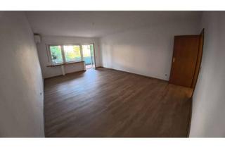 Wohnung mieten in Lichte Zeile 29, 68305 Mannheim, SELTEN! 108m² EG-Wohnung, 200m² EIGENEM Garten + Garage – in Mannheim Käfertal ab sofort verfügbar