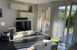 Wohnung mieten in 85221 Dachau, Stilvolle, geräumige und neuwertige 2-Zimmer-EG-Wohnung mit Terrasse und Garten und EBK in Dachau