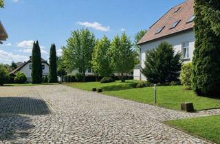 Garagen mieten in Ludwig-Richter-Str. 12, 08058 Zwickau, Geschützter Stellplatz im Villenhof zu vermieten | Ludwig-Richter-Straße in Zwickau-Weißenborn