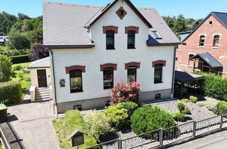 Haus kaufen in 08209 Auerbach, Großzügiges Familienhaus mit Carport, Garage & großem Garten in Auerbach