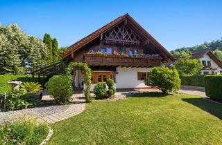 Haus kaufen in 89287 Bellenberg, Alpenchalet-Stil: Exklusives Wohnen mit Outdoor-Jacuzzi