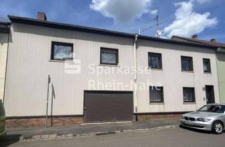 Haus kaufen in 55566 Bad Sobernheim, Charmantes Zuhause mit großem Innenhof und gemütlichem Wohnambiente