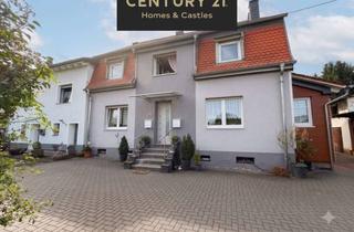 Haus kaufen in 66292 Riegelsberg, Platzwunder mit Carport, Hof & Scheune: Ihr neues Familienglück mit eingebautem Miet-Zuschuss!